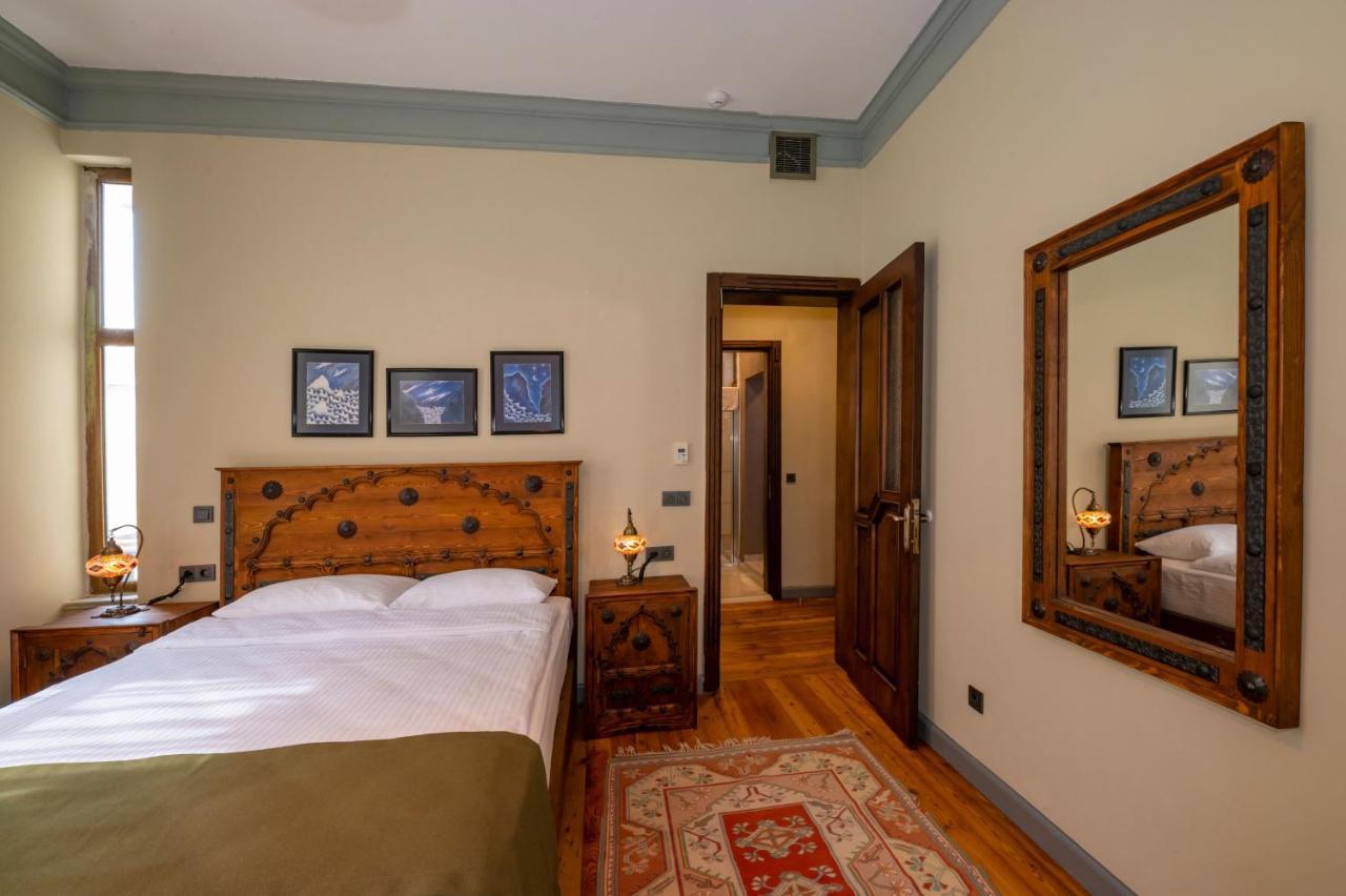 O'Pera Okanli Suites Istanbul Bilik gambar